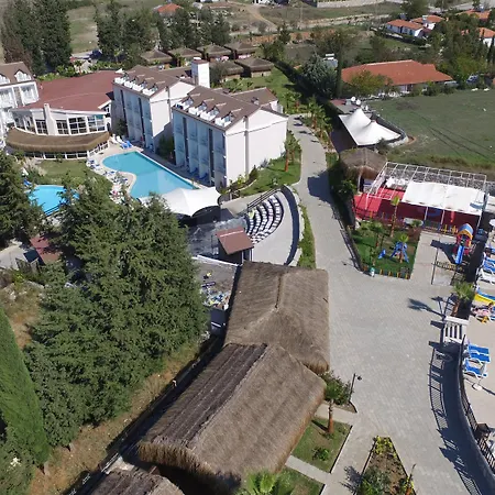 Sahra Su Village & Hotel