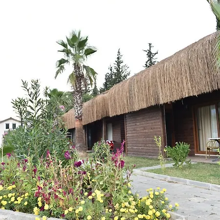 Sahra Su Village & מלון 4*